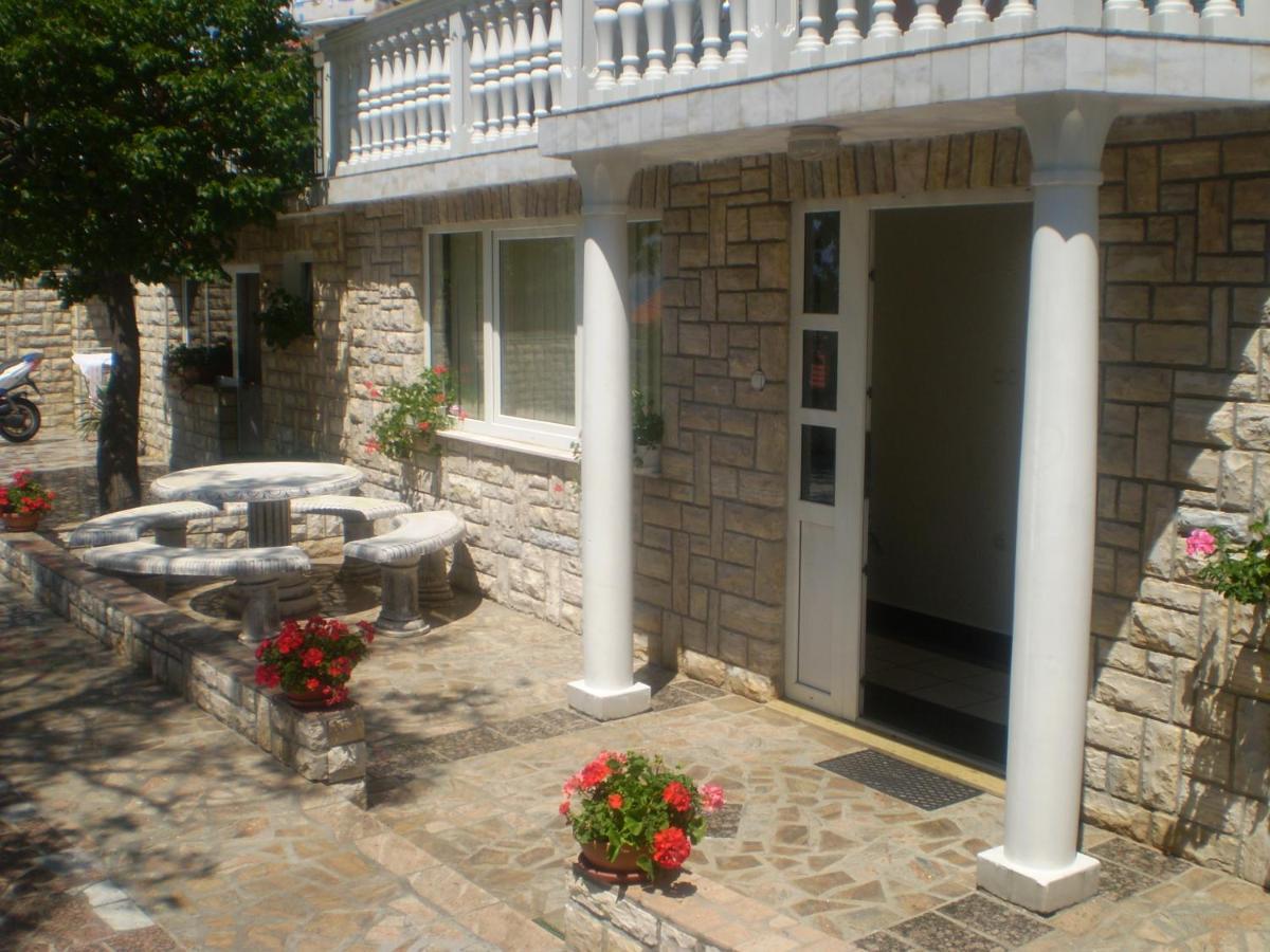 Apartments Barbara Senj  Dış mekan fotoğraf